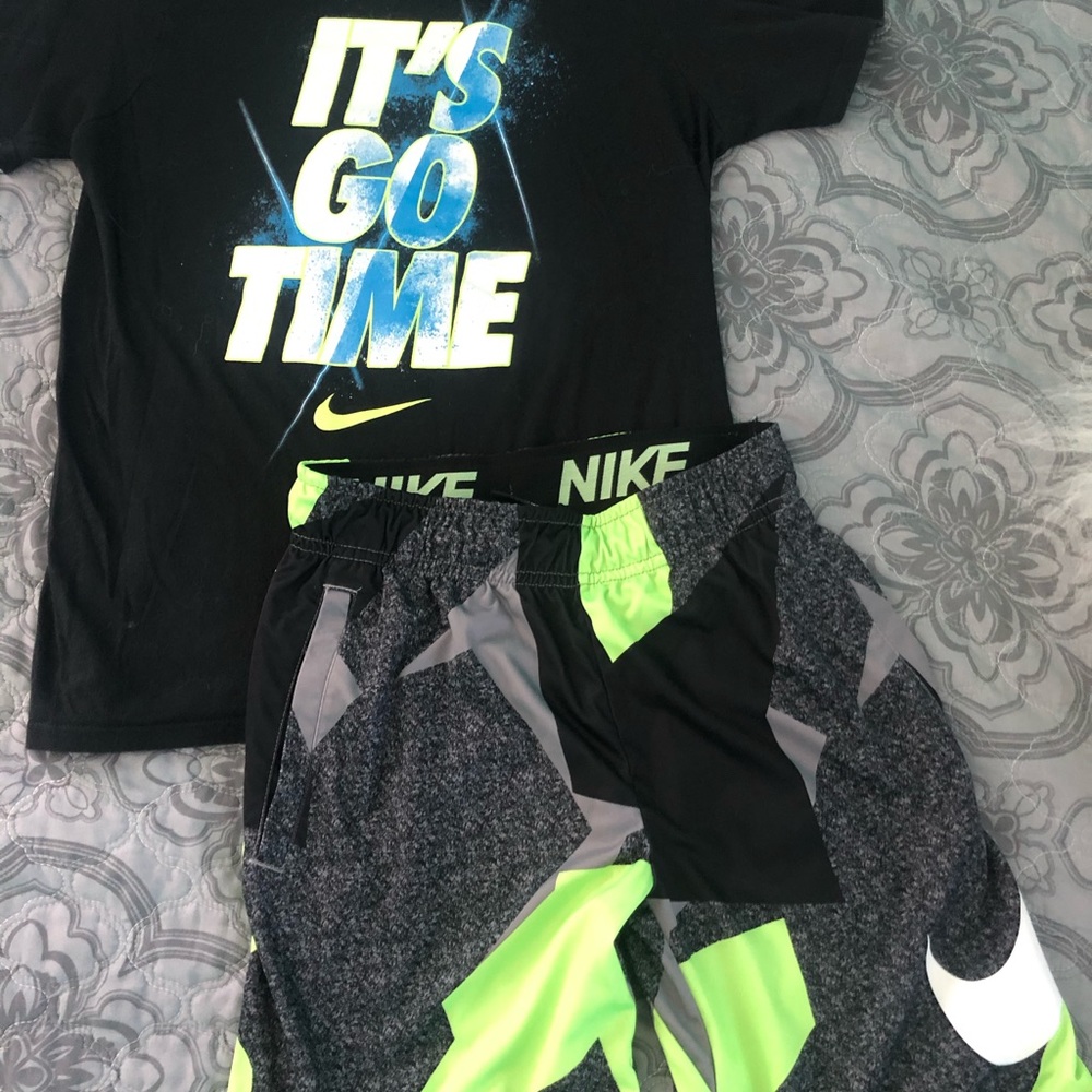 Boys Nike outfit